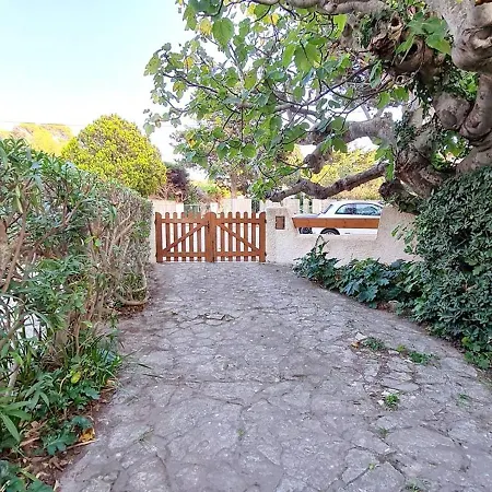 Maison T3 A Six-fours Avec Jardin, Parking Prive, Wi-fi Et Proche Plages - Fr-1-316-317 Holiday home