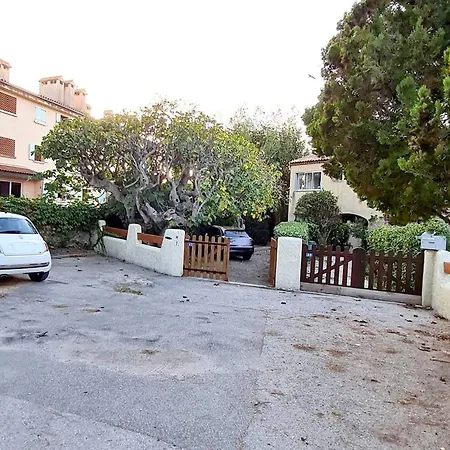 Maison T3 A Six-fours Avec Jardin, Parking Prive, Wi-fi Et Proche Plages - Fr-1-316-317 Holiday home Six-Fours-les-Plages